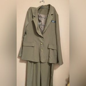 Dazy Women’s suit